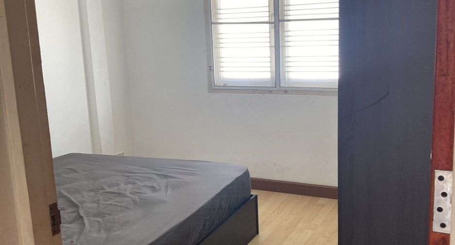 For sale and for rent 3 bedrooms townhouse in Bang Bo, Samut Prakan