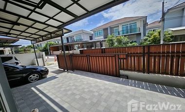 For sale 3 bedrooms house in Saphan Sung, Bangkok