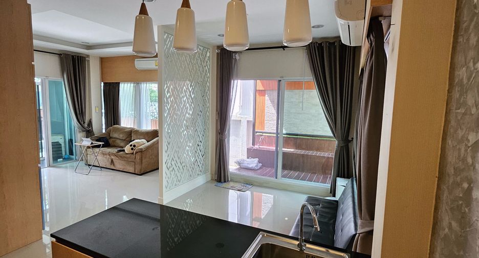 For sale 3 bedrooms house in Saphan Sung, Bangkok