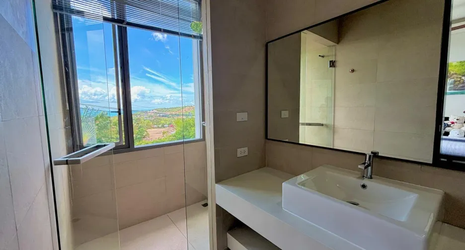 For sale 3 bedrooms villa in Ko Samui, Surat Thani