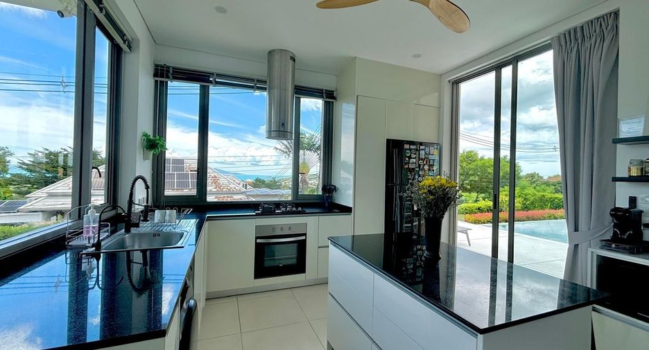 For sale 3 bedrooms villa in Ko Samui, Surat Thani
