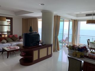出售 3 卧室 公寓 在 Cha-Am, Phetchaburi