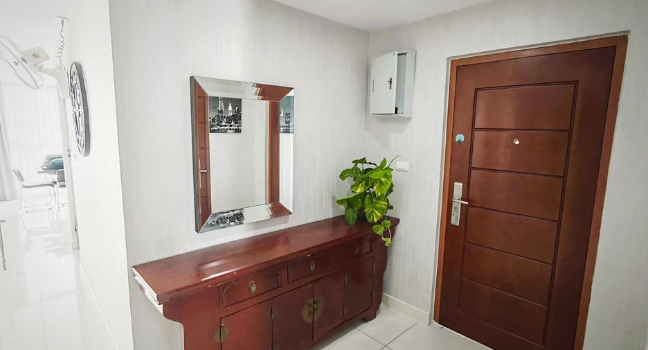 For sale and for rent 3 bedrooms condo in Bang Lamung, Chonburi