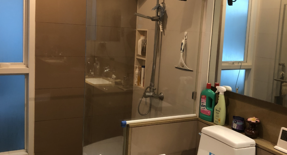 For sale 2 bedrooms condo in Pathum Wan, Bangkok