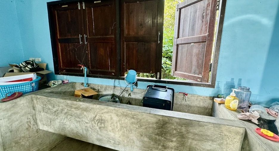 Büro zum Kauf mit 3 Zimmer in Mueang Chiang Mai, Chiang Mai