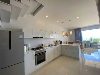 À vendre 3 chambres villa à Ko Samui, Surat Thani