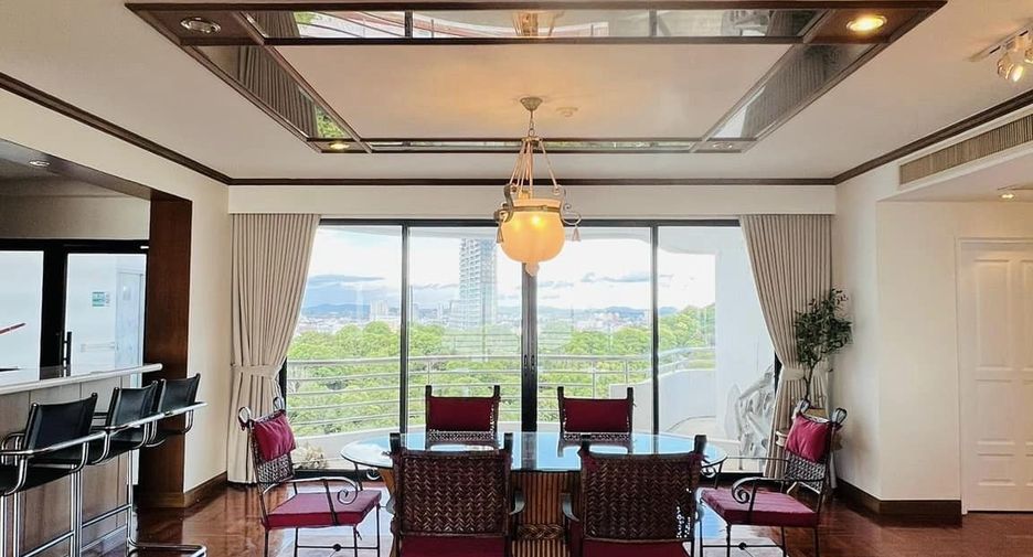 À louer 3 chambres condo à Bang Lamung, Chonburi