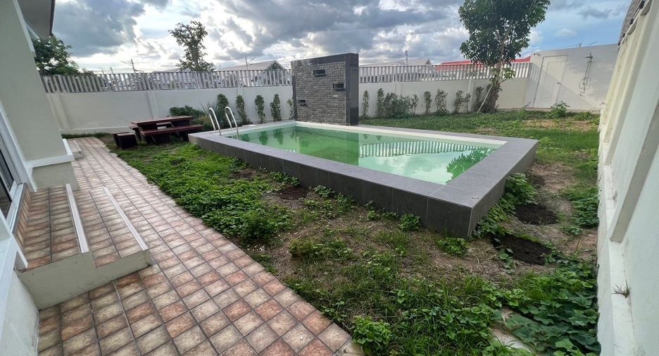 For rent 3 bedrooms villa in Hua Hin, Prachuap Khiri Khan