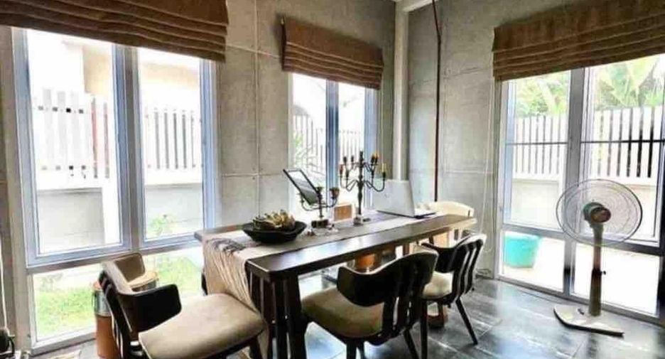 For sale 3 bedrooms house in Mueang Chiang Mai, Chiang Mai
