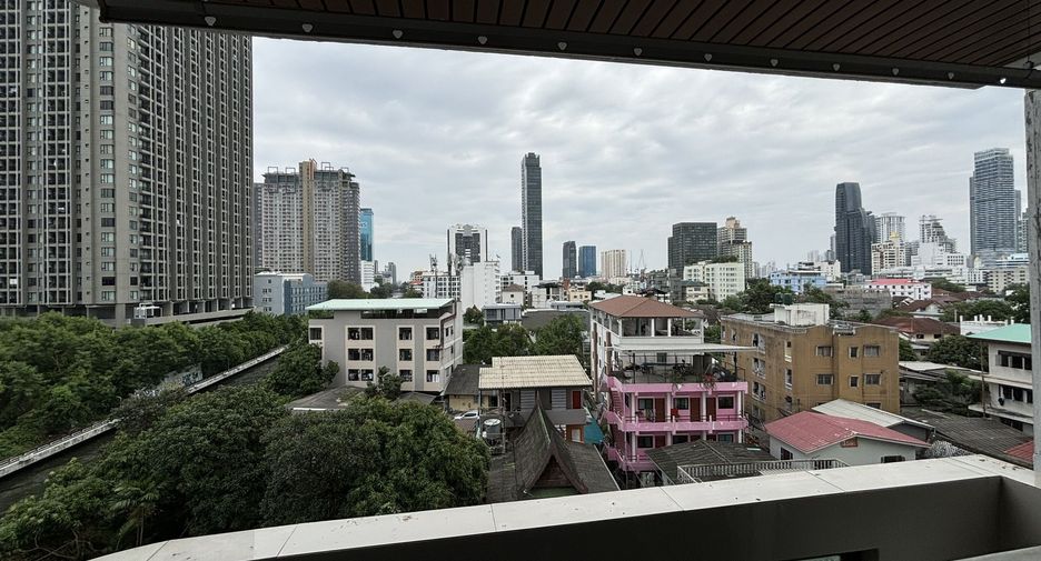 Condo en venta de 2 habitaciones en Watthana, Bangkok