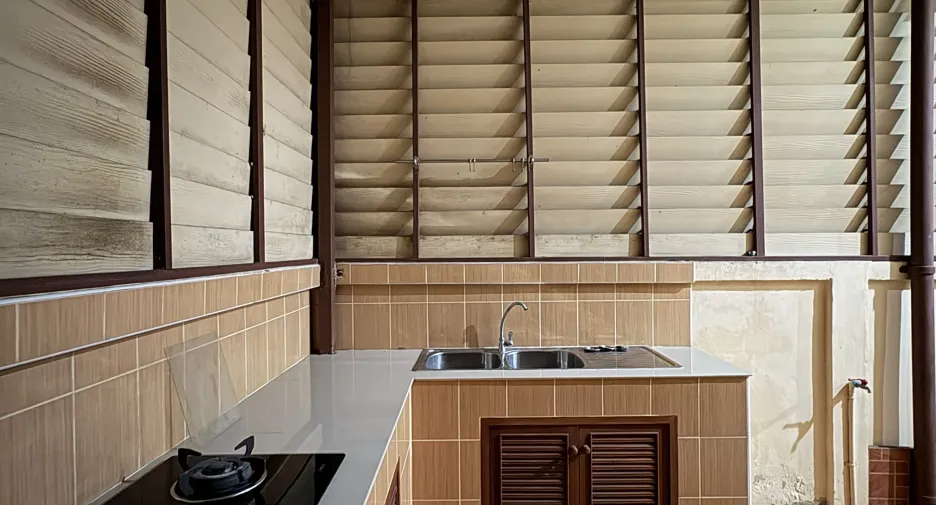 Casa en venta y en alquiler de 3 habitaciones en Mueang Rayong, Rayong