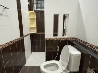 出售 和 出租 3 卧室 独立屋 在 Mueang Rayong, Rayong