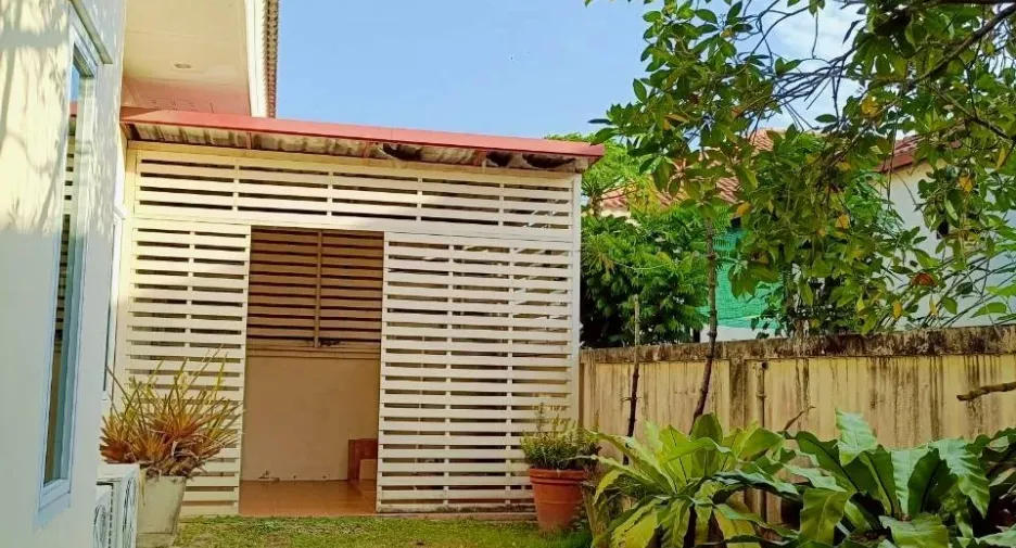 Casa en venta y en alquiler de 3 habitaciones en Mueang Rayong, Rayong