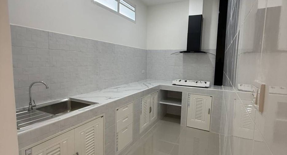For sale 3 bedrooms townhouse in Mueang Phuket, Phuket