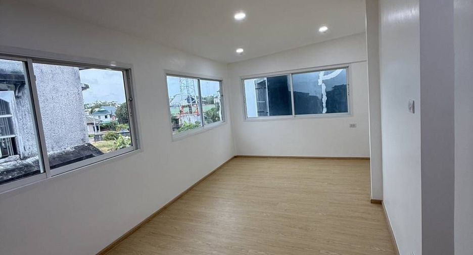 For sale 3 bedrooms townhouse in Mueang Phuket, Phuket