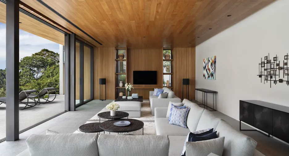 For sale 10 bedrooms villa in Thalang, Phuket