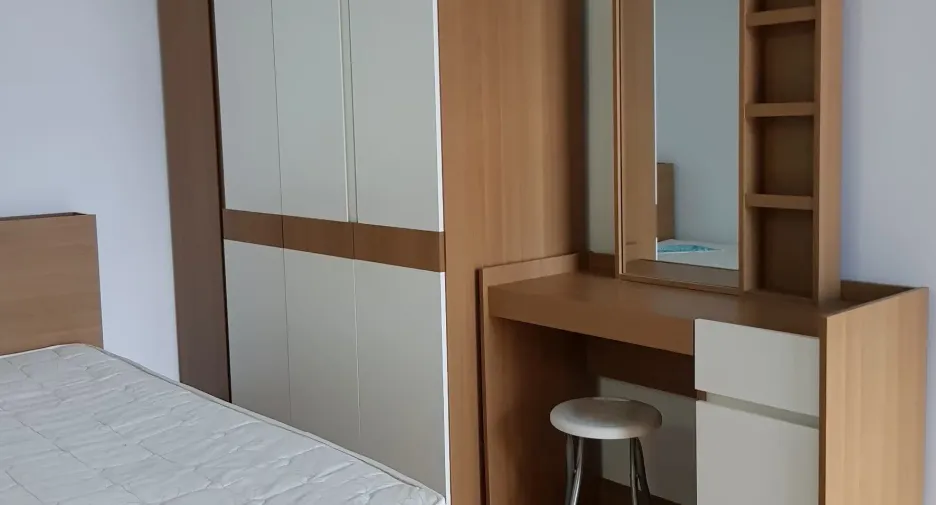 For sale 1 bed condo in Mueang Samut Prakan, Samut Prakan