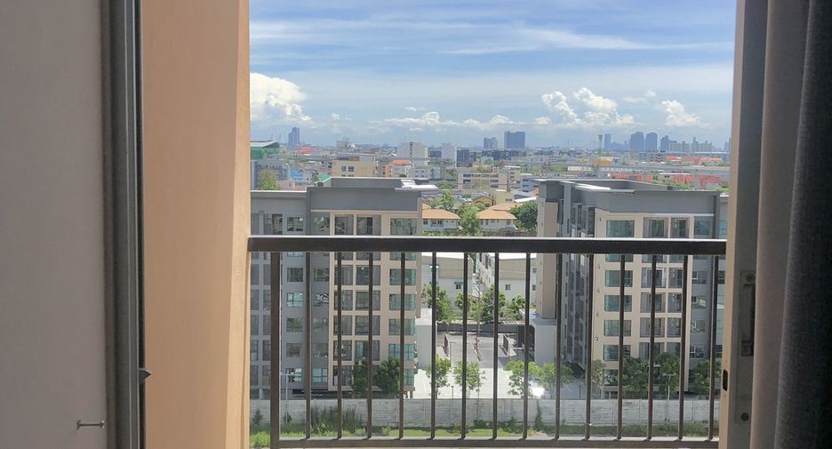 For sale 1 bed condo in Mueang Samut Prakan, Samut Prakan