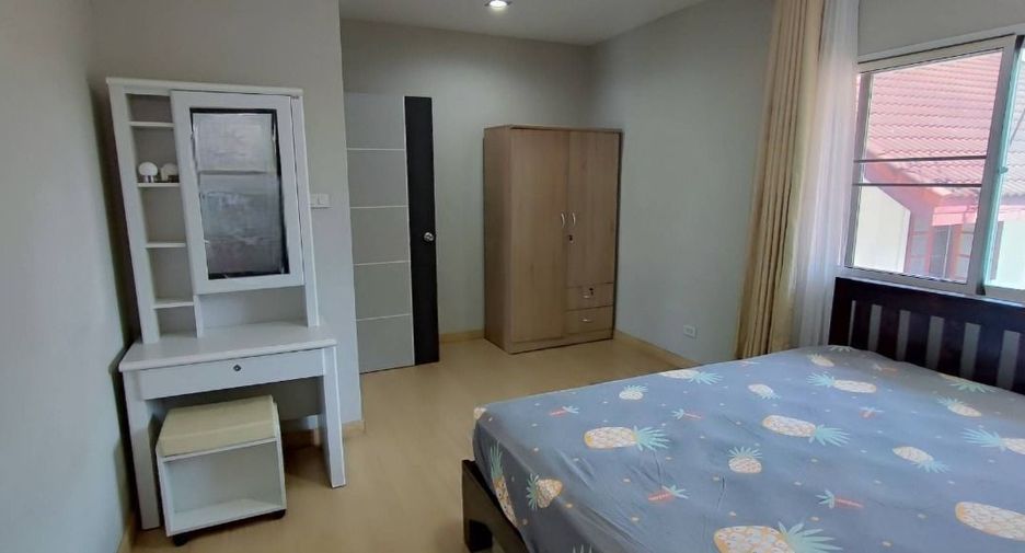 For rent 3 bedrooms house in Saraphi, Chiang Mai