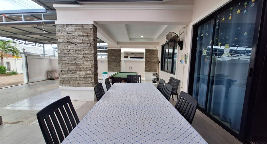For rent 3 bedrooms villa in Hua Hin, Prachuap Khiri Khan