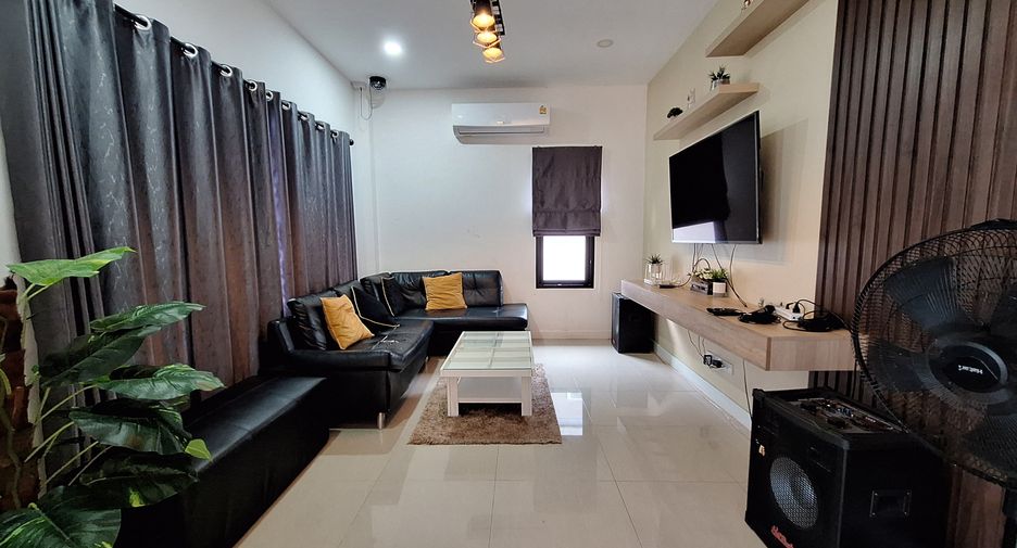 For rent 3 bedrooms villa in Hua Hin, Prachuap Khiri Khan