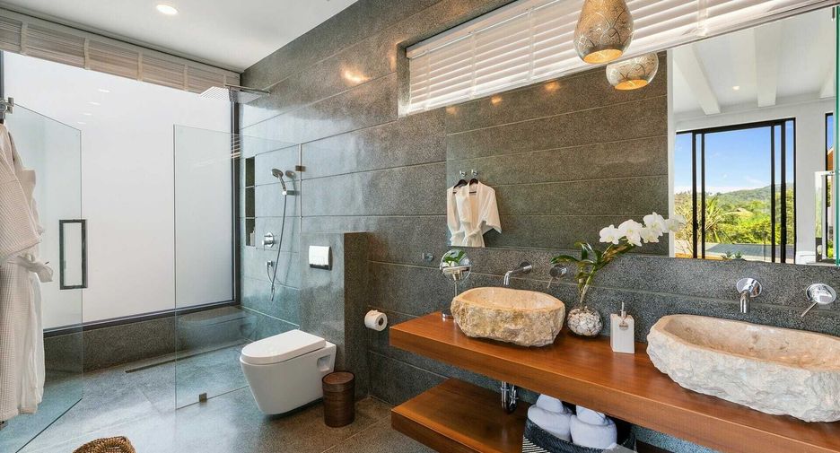 For sale 6 bedrooms villa in Ko Samui, Surat Thani