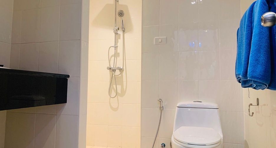 For sale 2 bedrooms condo in Mueang Phuket, Phuket