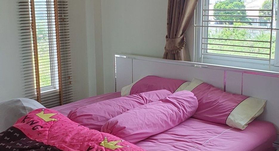 For sale 4 bedrooms house in Bang Lamung, Chonburi
