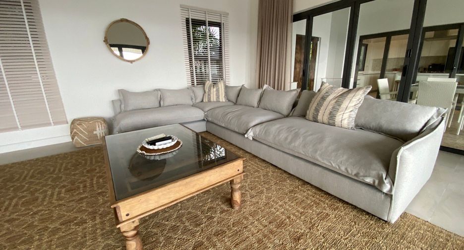 For rent 4 bedrooms villa in Ko Samui, Surat Thani