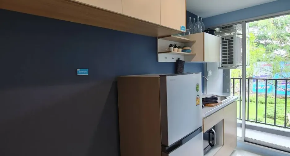 For sale 1 bed condo in Mueang Samut Prakan, Samut Prakan