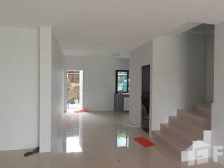 For sale 8 ベッドルーム retail Space in Hang Dong, Chiang Mai