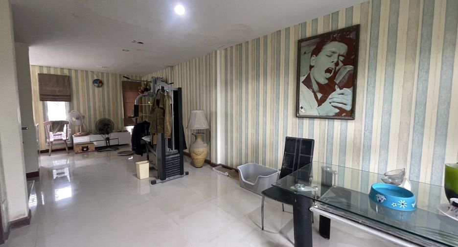 For sale 3 bedrooms house in Hua Hin, Prachuap Khiri Khan