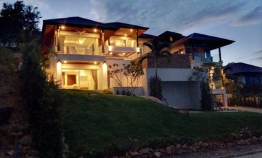 Villa zur Miete mit 5 Zimmer in Ko Samui, Surat Thani