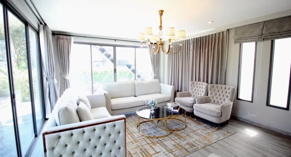 For sale 5 bedrooms villa in Hua Hin, Prachuap Khiri Khan