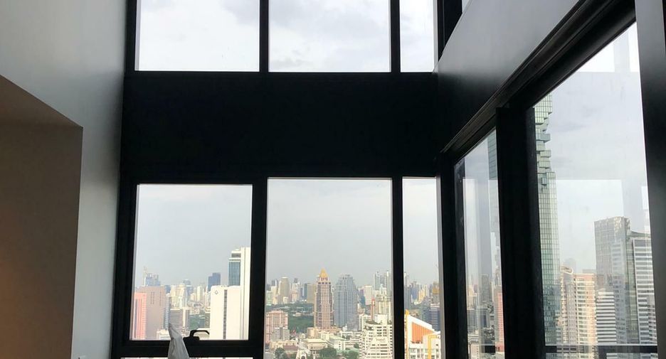 À vendre 2 chambres condo à Sathon, Bangkok