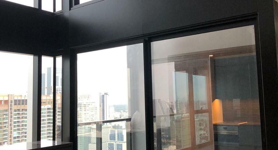 À vendre 2 chambres condo à Sathon, Bangkok