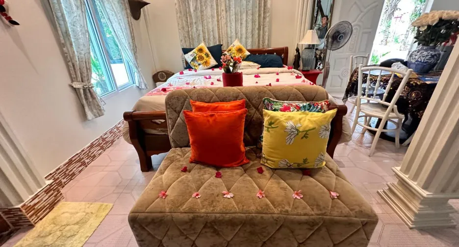 Haus zur Miete mit 2 Zimmer in Mueang Phuket, Phuket