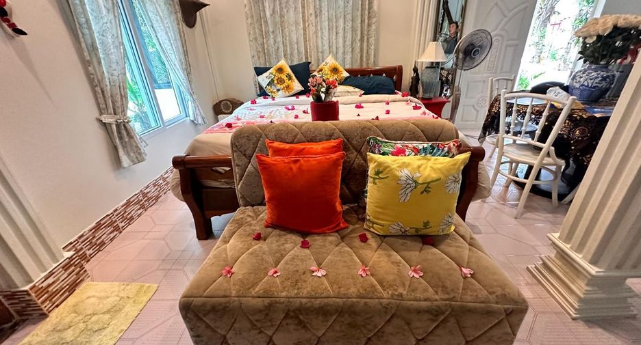 For rent 2 bedrooms house in Mueang Phuket, Phuket
