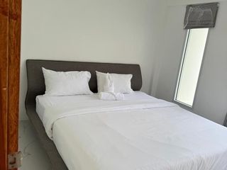 出租 3 卧室 联排别墅 在 苏梅岛, 素叻