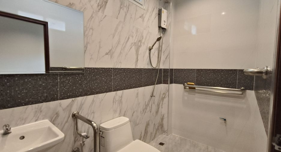 For rent 2 bedrooms apartment in Hua Hin, Prachuap Khiri Khan
