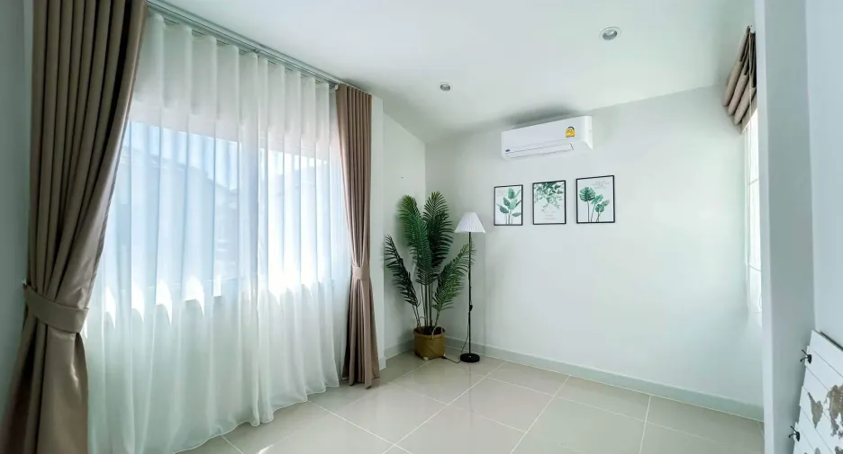 For rent 4 ベッドルーム house in Thalang, Phuket