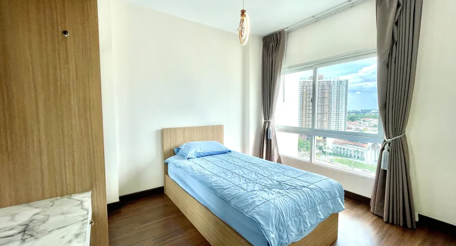 For rent 2 bedrooms condo in Mueang Chiang Mai, Chiang Mai