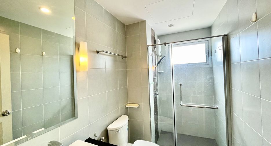For rent 2 bedrooms condo in Mueang Chiang Mai, Chiang Mai