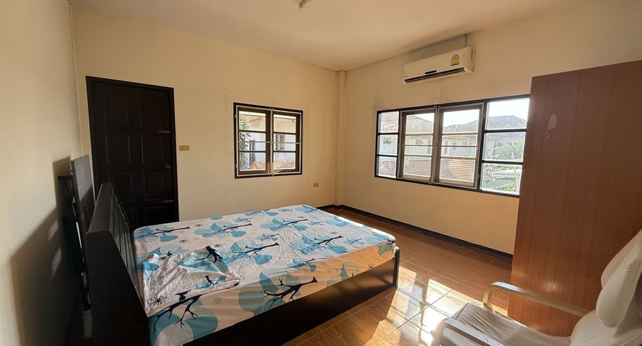 For rent 3 bedrooms house in Mueang Chiang Mai, Chiang Mai