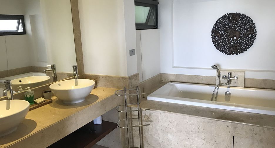For rent 3 bedrooms villa in Ko Samui, Surat Thani