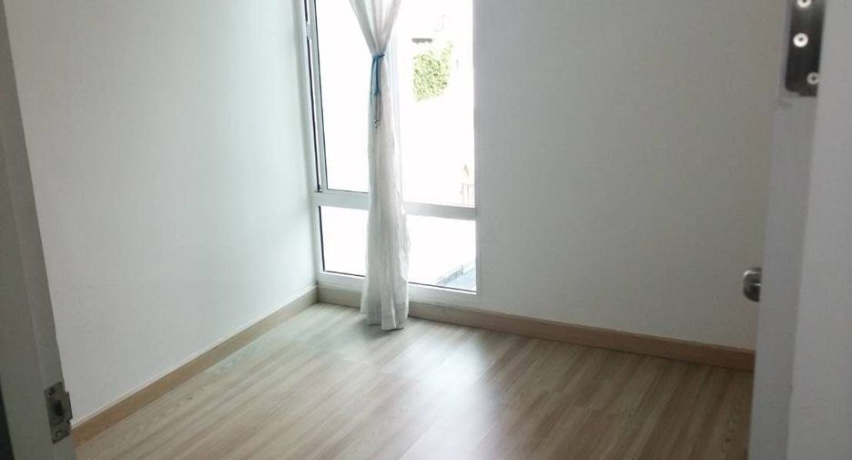 For rent 3 bedrooms townhouse in Pran Buri, Prachuap Khiri Khan