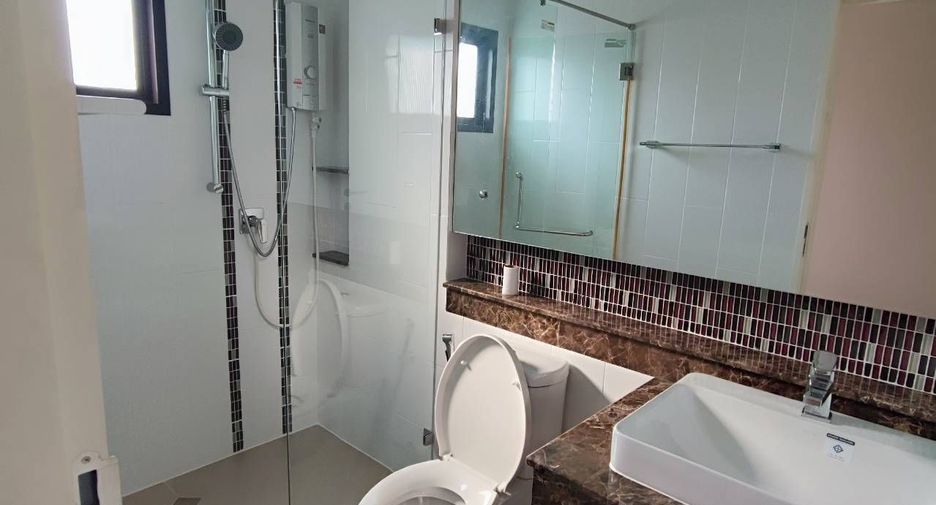 For sale and for rent 3 bedrooms villa in San Sai, Chiang Mai