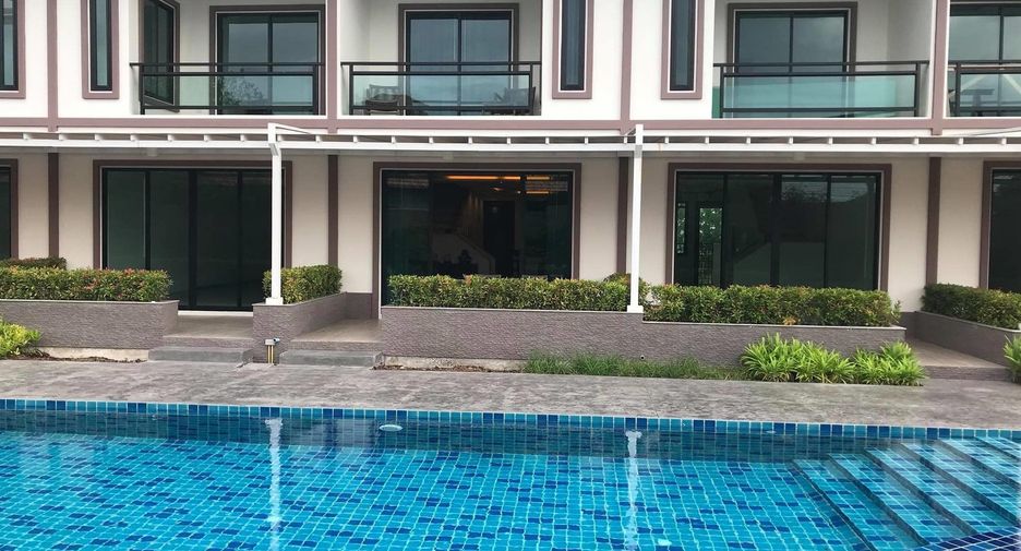 For rent 2 bedrooms townhouse in Hua Hin, Prachuap Khiri Khan