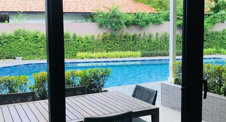 For rent 2 bedrooms townhouse in Hua Hin, Prachuap Khiri Khan