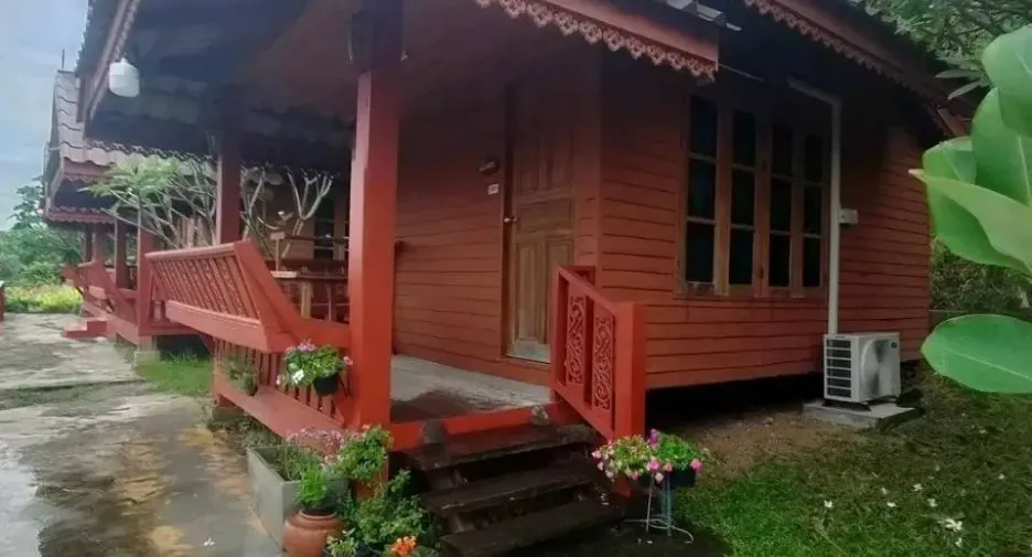For sale and for rent 15 bedrooms hotel in Pai, Mae Hong Son